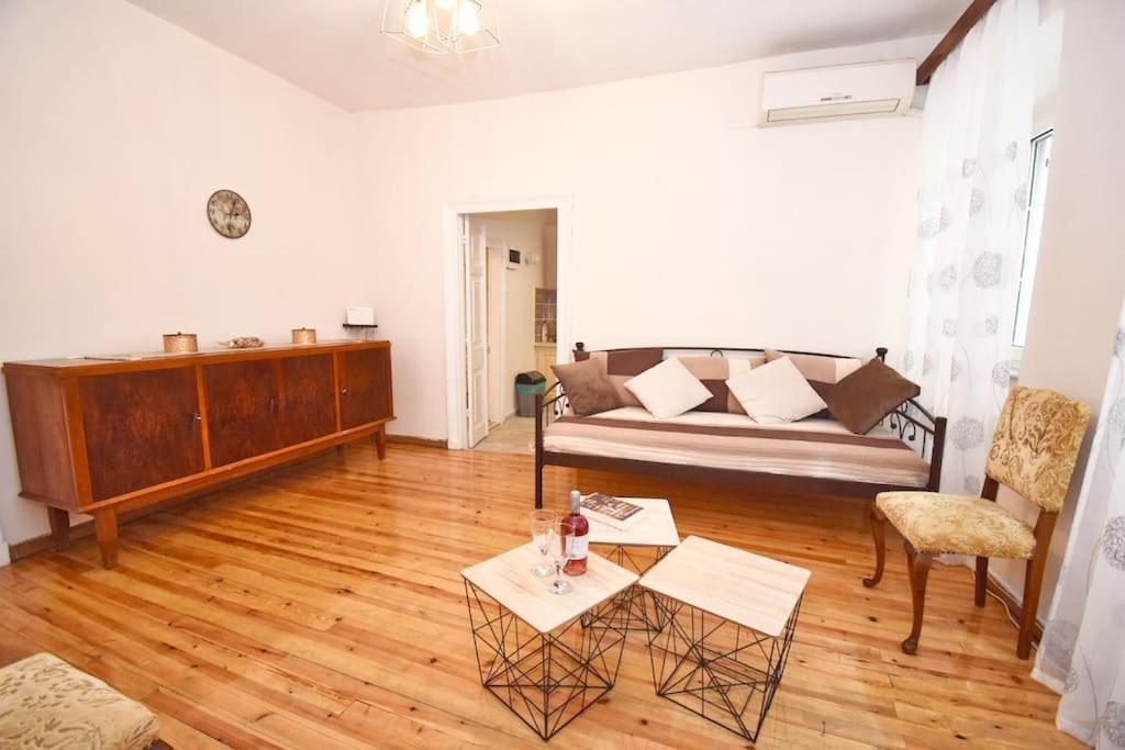 Apartment Traditional House With Ivy Garden Corfu (city)
